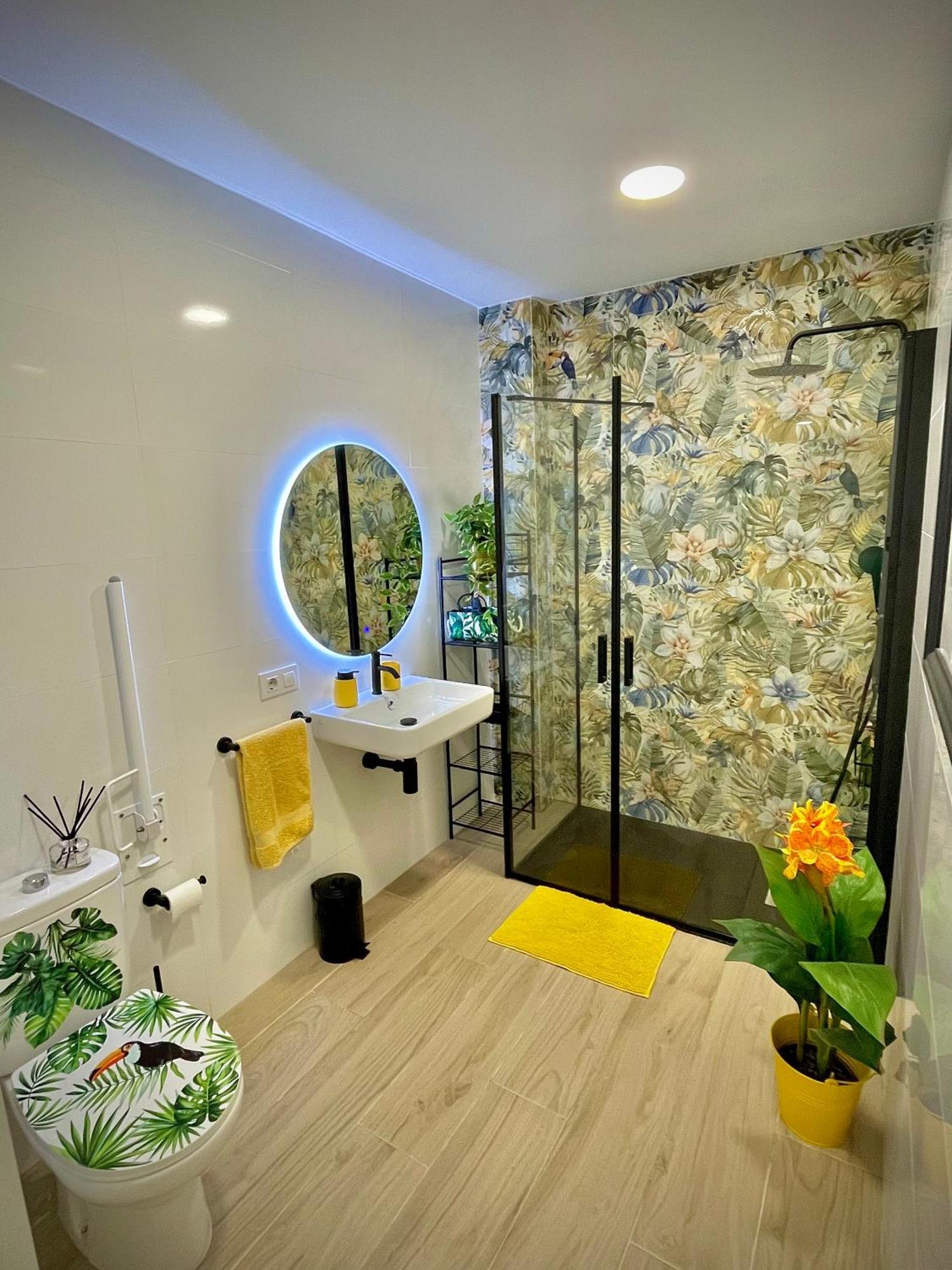 Artistic Flat Next To Ruzafa Welcome To The Jungle 발렌시아 외부 사진