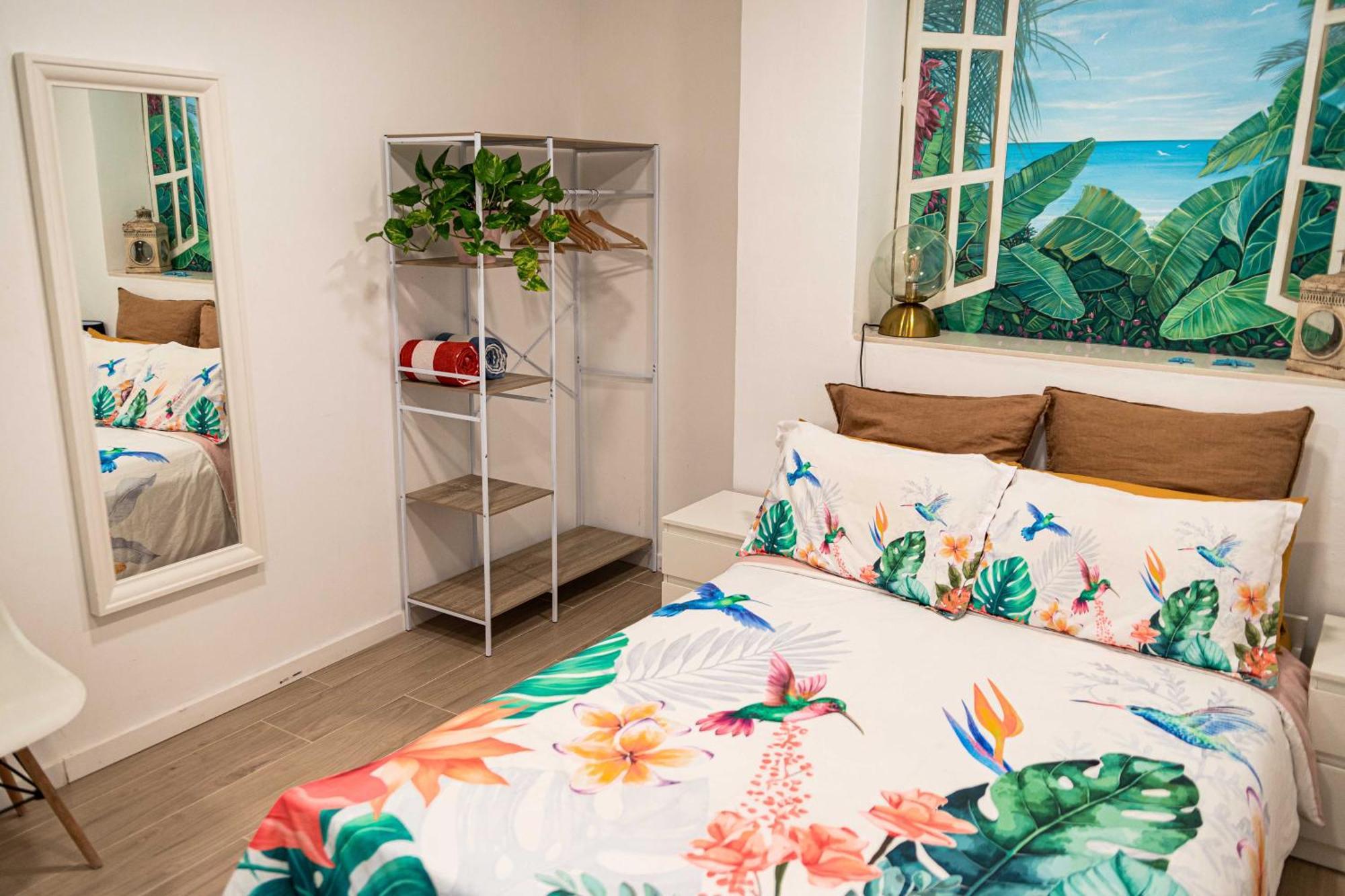 Artistic Flat Next To Ruzafa Welcome To The Jungle 발렌시아 외부 사진