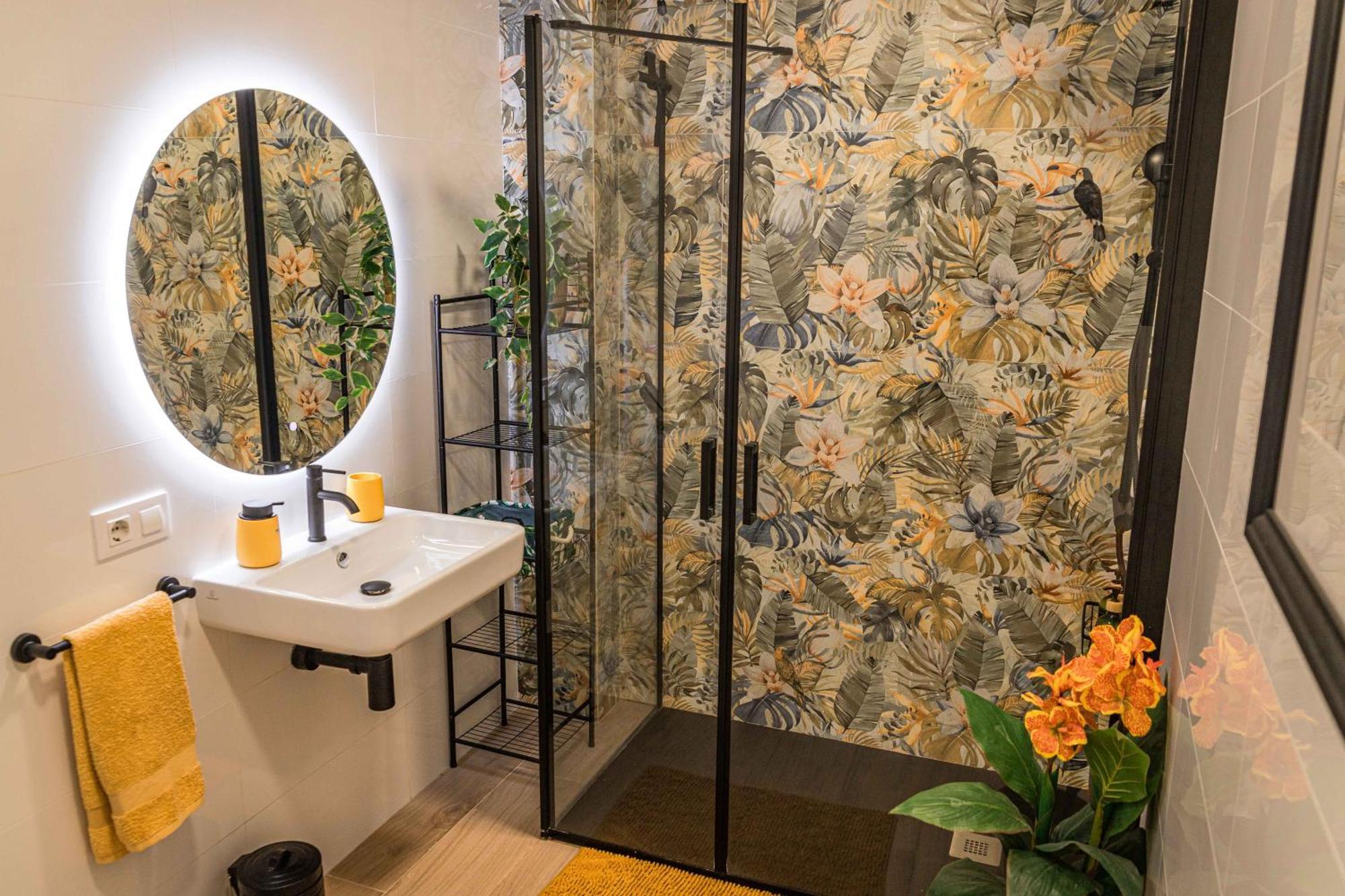Artistic Flat Next To Ruzafa Welcome To The Jungle 발렌시아 외부 사진