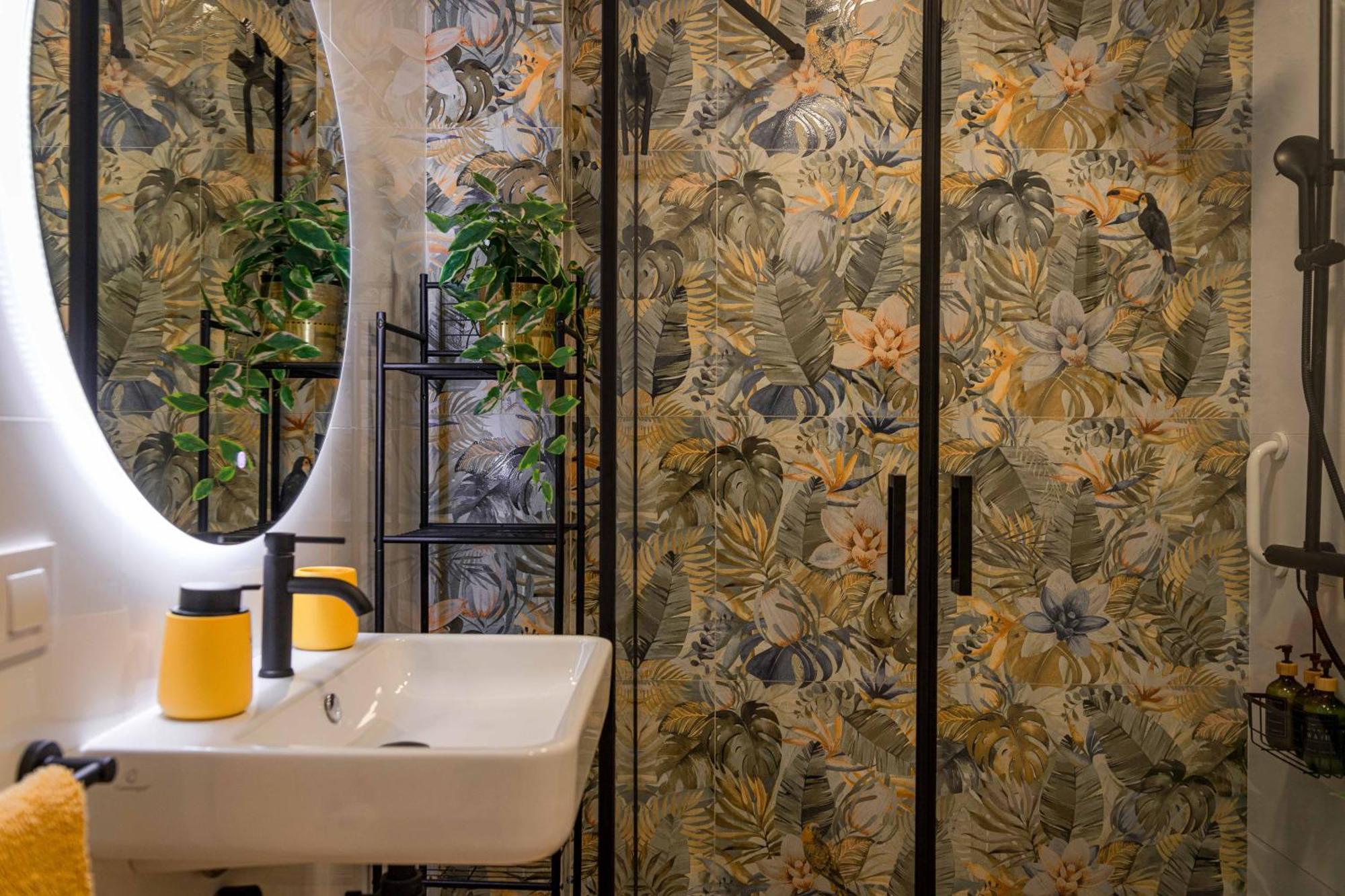 Artistic Flat Next To Ruzafa Welcome To The Jungle 발렌시아 외부 사진